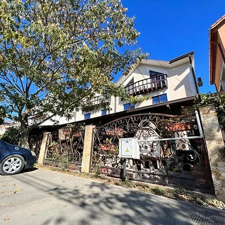 Villa-colonial 3* 艾福雷诺德